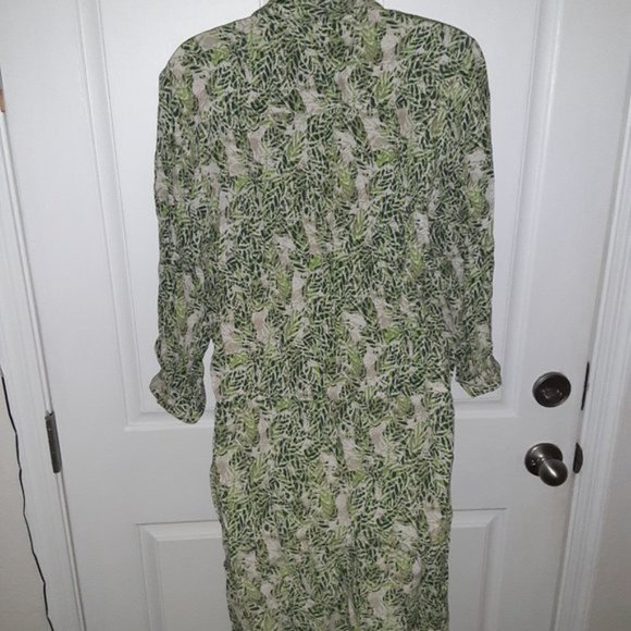 Cabi Long Sleeve Dress Size M - Picture 2 of 2